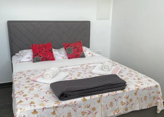 4 Princesses 公寓 尼亚卢卡