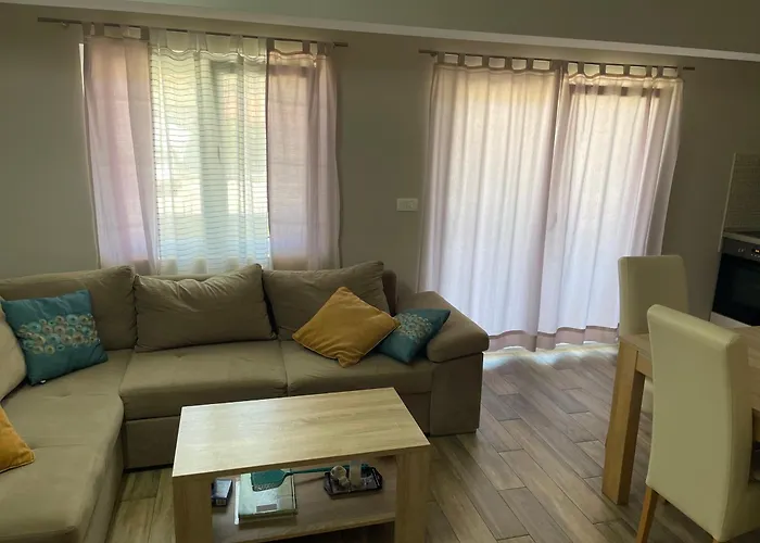 4 Princesses 公寓 尼亚卢卡