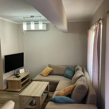 4 Princesses Vela Luka